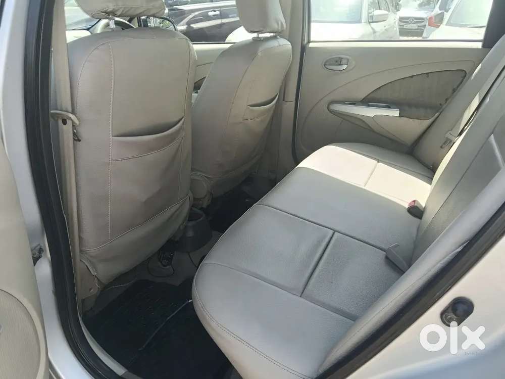 Toyota Etois Petrol V Fancy Number