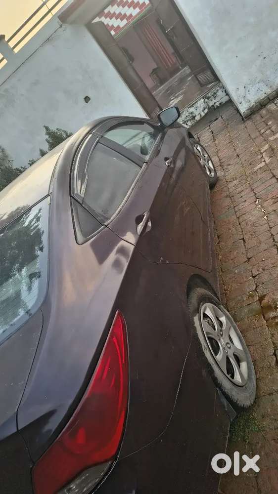 Hyundai Verna 2012 Diesel Well Maintained