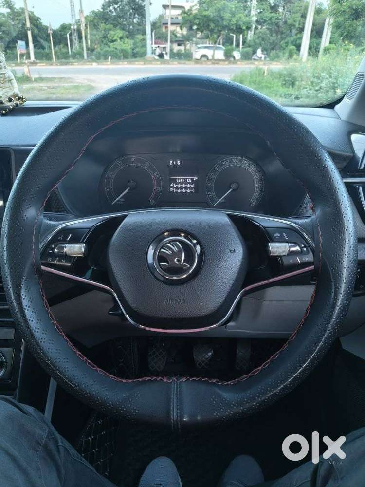 Skoda Kushaq 1.0 Tsi Active, 2021, Petrol