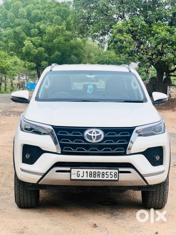 Toyota Fortuner 4x2 At 2.7 Petrol, 2022, Diesel