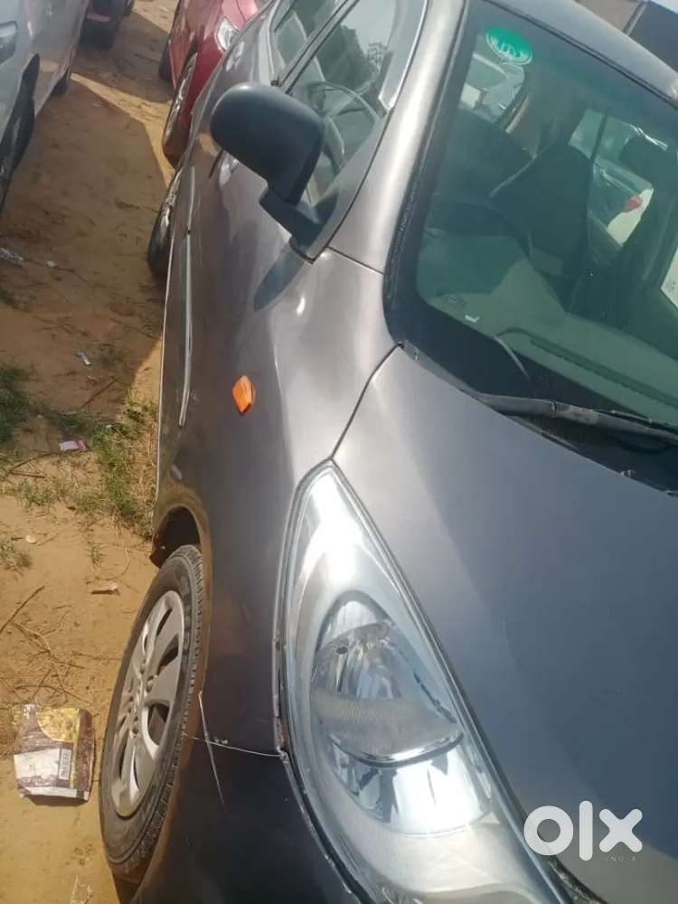 Hyundai I10 2011 Petrol 70000 Km Driven