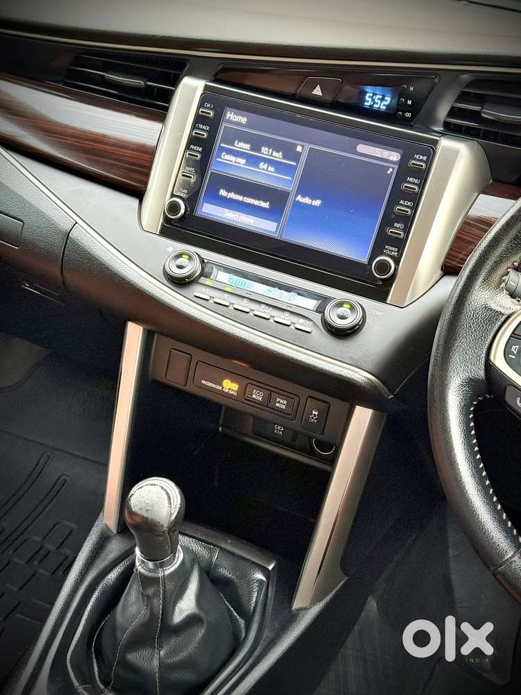 Toyota Innova Crysta 2.4 V, 2023, Diesel