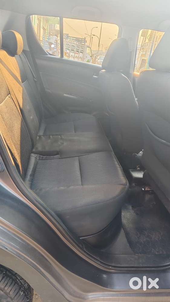 Maruti Suzuki Swift Vvt Zxi, 2017, Petrol