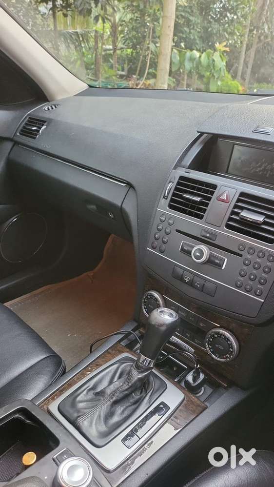 Mercedes-benz C-class 2011