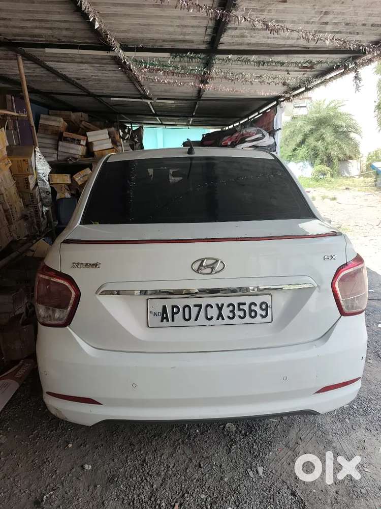 Hyundai Xcent 2017 Diesel 150000 Km Driven