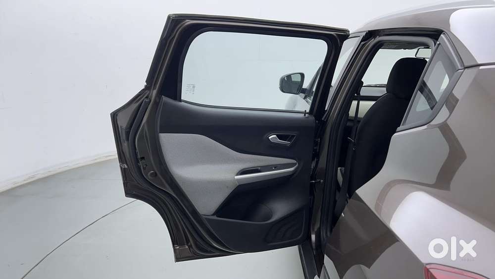 Nissan Magnite 1.0 Xl, 2021, Petrol