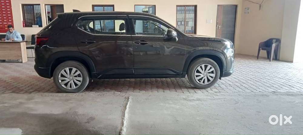 Honda Elevate V Mt, 2024, Petrol