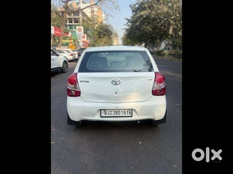 Toyota Etios Liva 2014-2016 G, 2015, Petrol