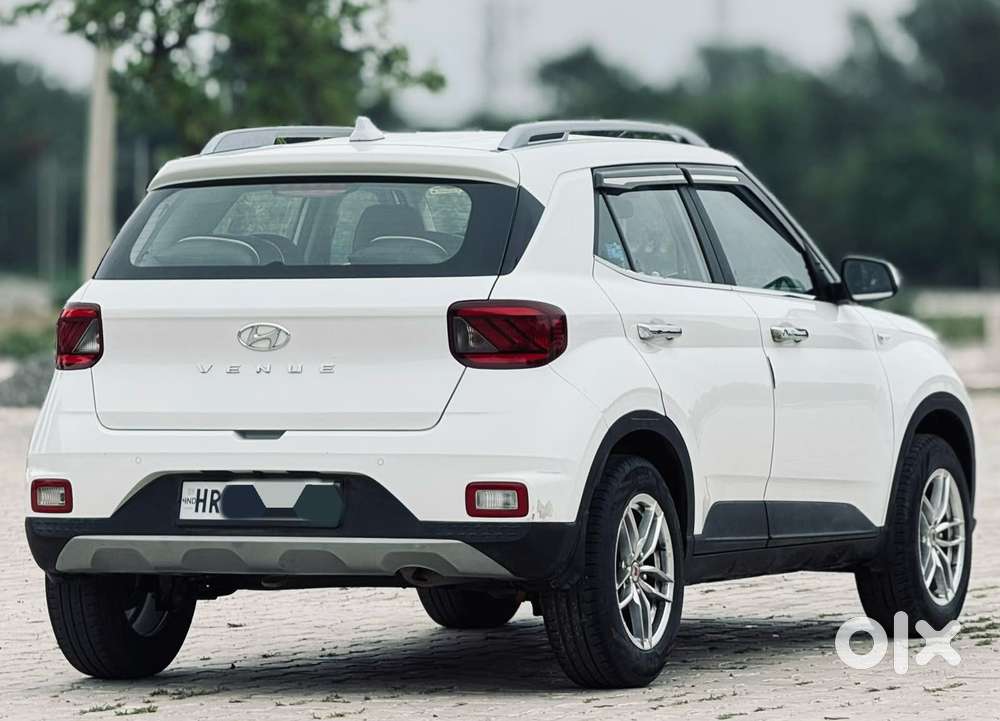 Hyundai Venue S 1.2 Petrol, 2021, Petrol