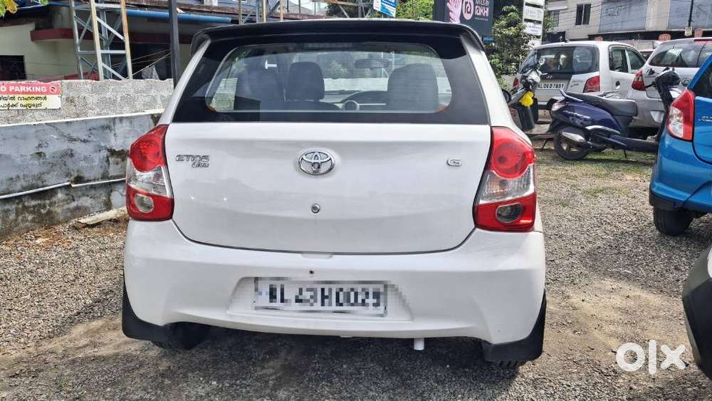 Toyota Etios Liva 1.2 G, 2015, Petrol