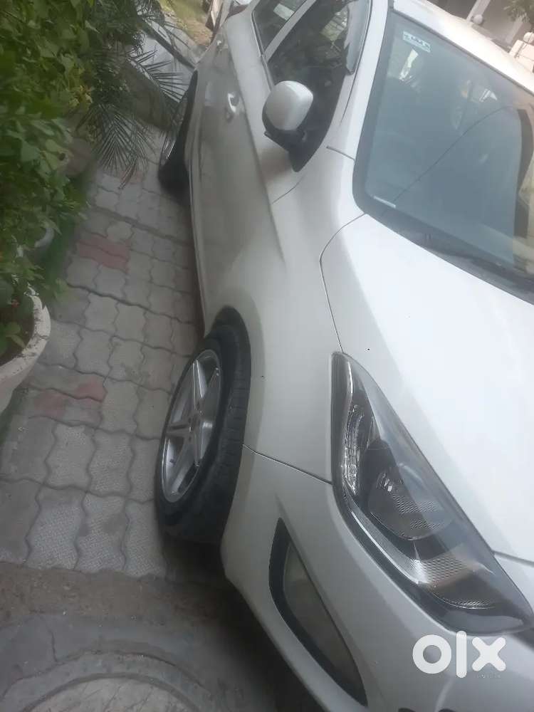 Hyundai I20 Sportz 2014