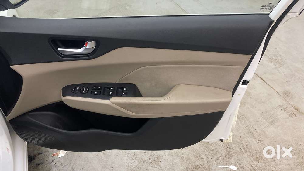 Hyundai Verna 1.6 Vtvt Sx, 2019, Petrol