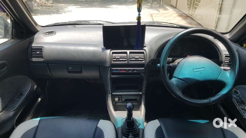 Maruti Suzuki Esteem Vx, 2001, Petrol