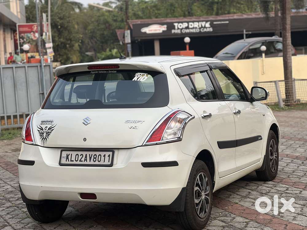 Maruti Suzuki Swift Vxi, 2015, Petrol