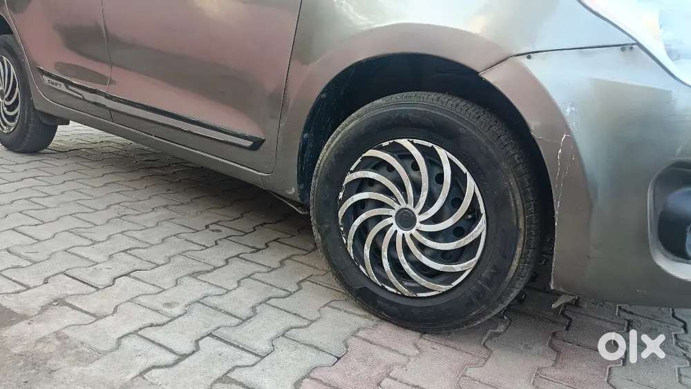 Maruti Suzuki Swift Vxi 2020
