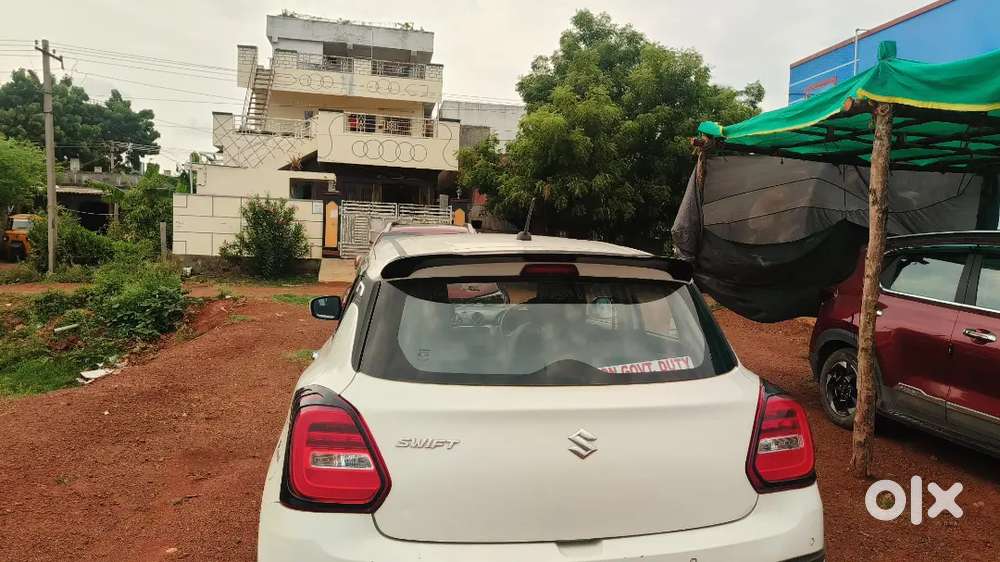 Maruti Suzuki Swift Vxi 2021