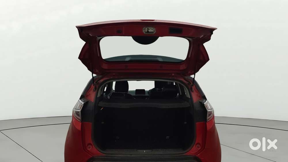 Tata Nexon 1.5 Revotorq Xza Plus Dualtone, 2018, Diesel
