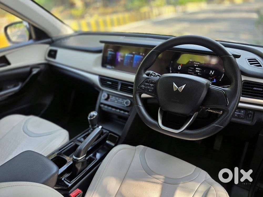 Mahindra Xuv700 2.2 Ax 5 Diesel Mt Str, 2023, Diesel