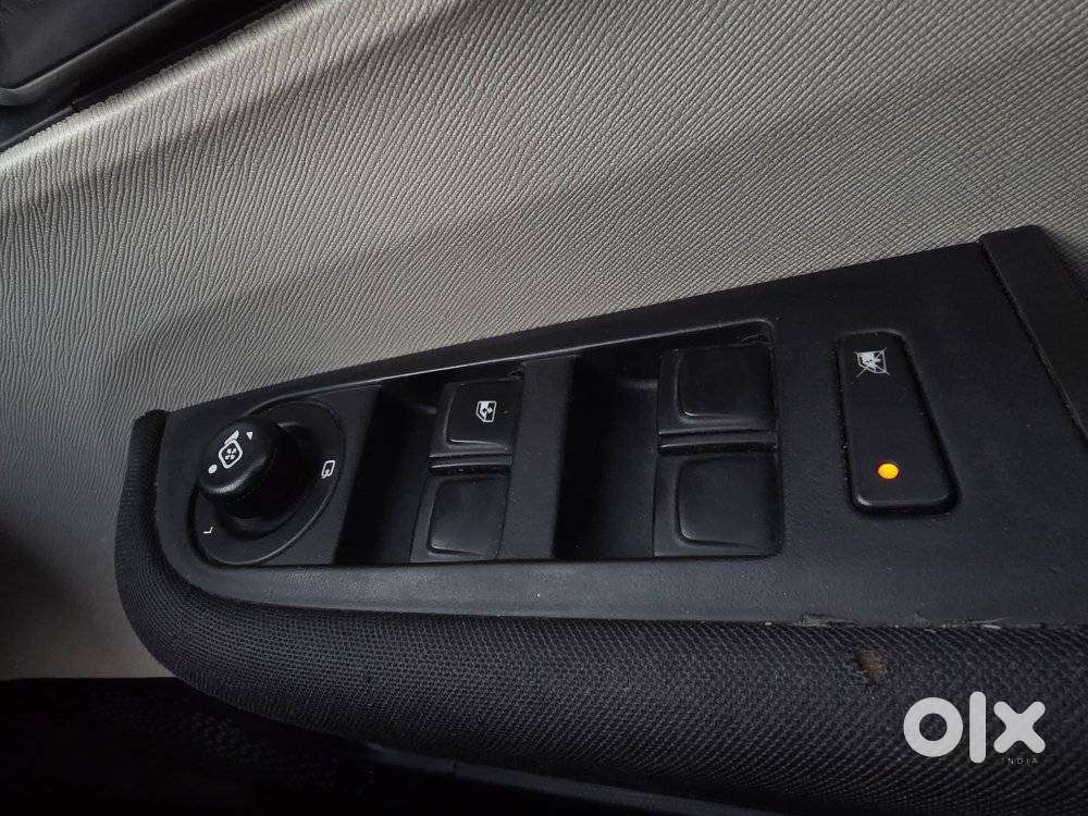 Tata Altroz Xz Plus (s), 2022, Petrol