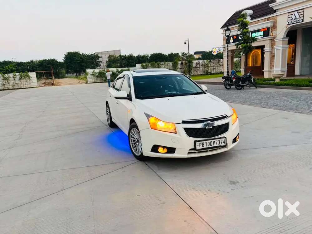 Chevrolet Cruze Ltz 2012 New Seat Cover New Alloy Wheels