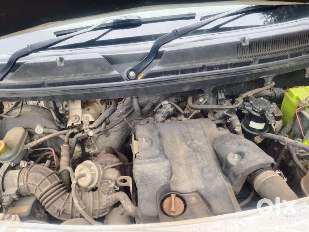 Mahindra Tuv 300 T10, 2018, Diesel