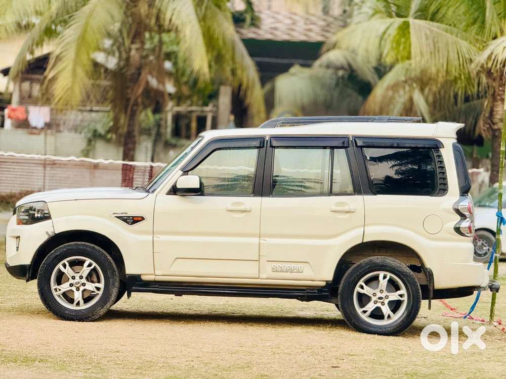 Mahindra Scorpio Classic 2016 Year Diesel Manual