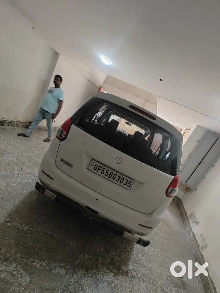 Maruti Suzuki Ertiga 2012