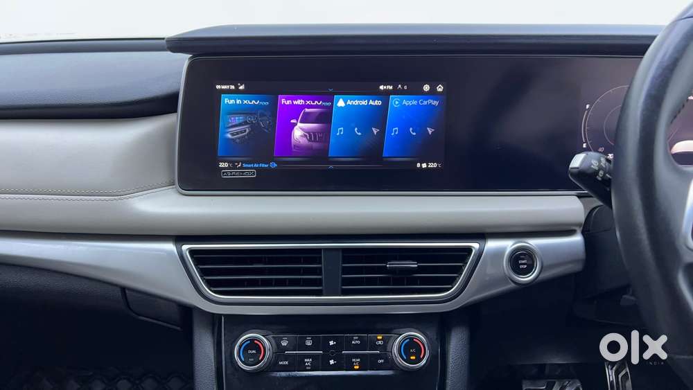 Mahindra Xuv700 2.0 Ax 7 Petrol At Str, 2022, Petrol