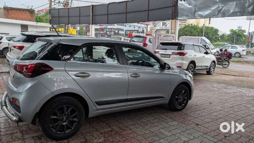 Hyundai I20 Sportz Plus, 2019, Petrol