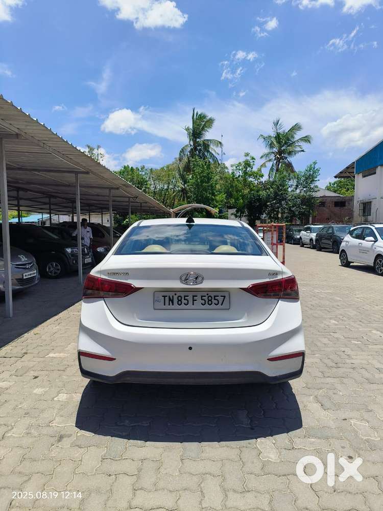 Hyundai Verna Crdi 1.6 E, 2018, Diesel