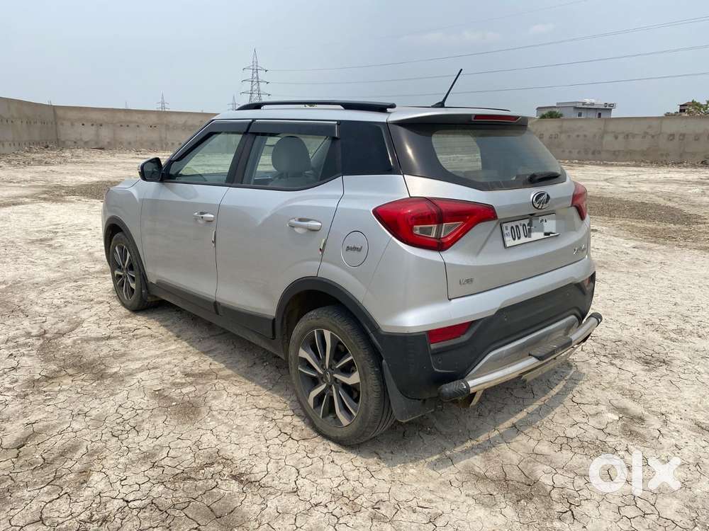 Mahindra Xuv300 W8 Option, 2021