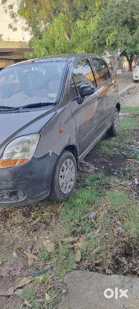 Chevrolet Spark 2011 Petrol Well Maintained