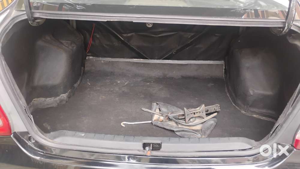 Toyota Etios V, 2012, Petrol