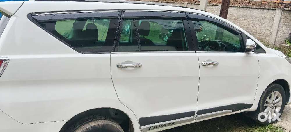 Toyota Innova Crysta 2017