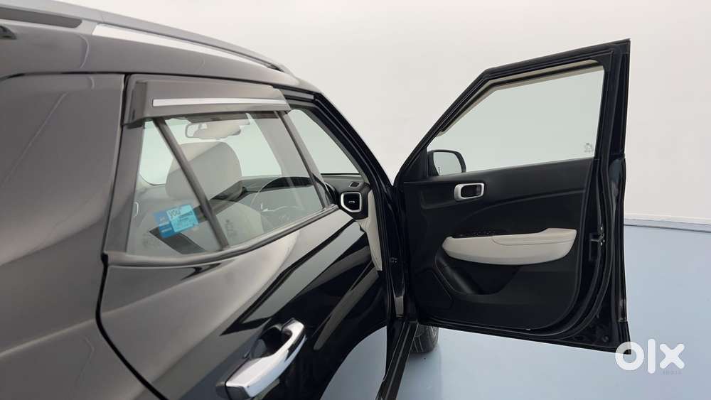 Hyundai Venue 1.0 Sx (o) Turbo Dct, 2023, Petrol