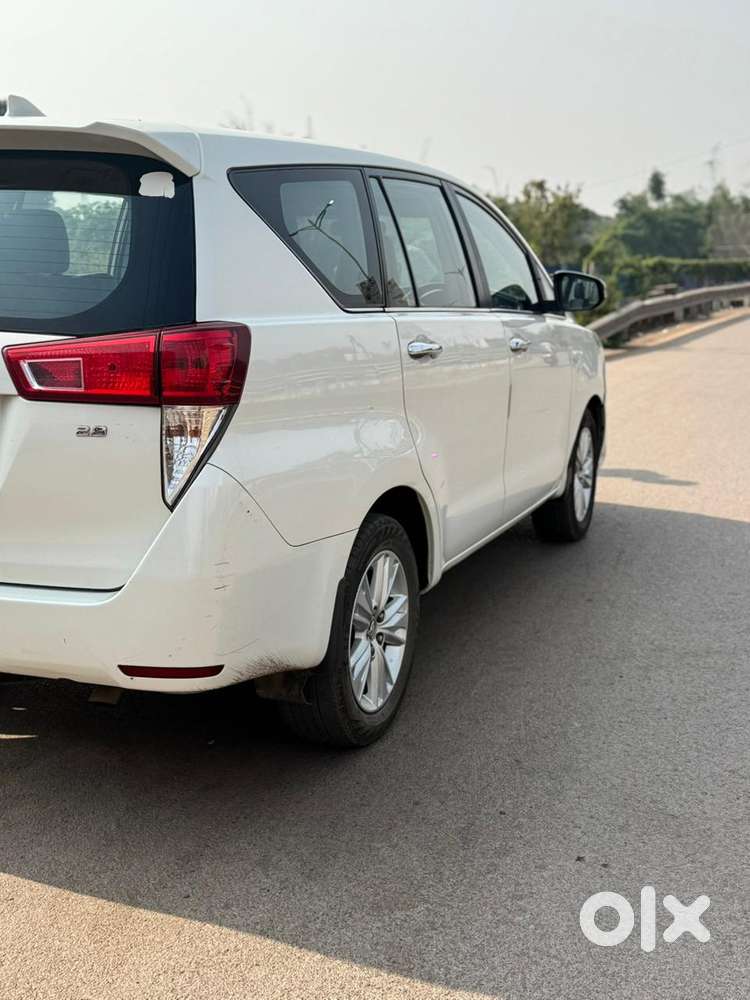 Toyota Innova Crysta 2.8z Automatic, 2018, Diesel