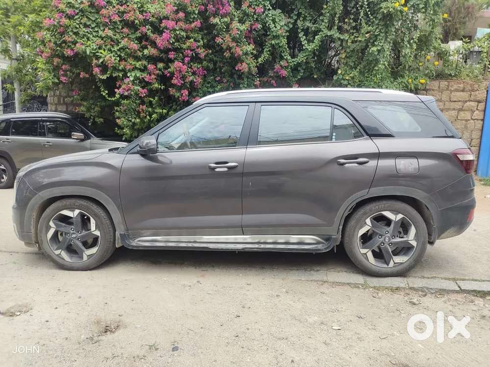 Hyundai Alcazar Signature, 2021, Petrol