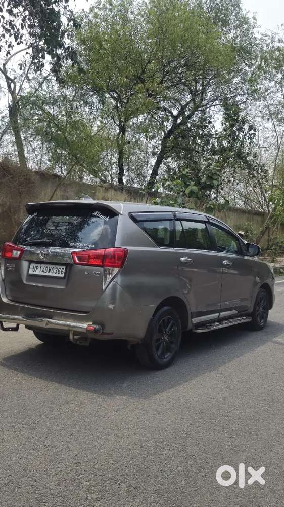 Innova Crysta Vx 2018  All Orignal  Manual