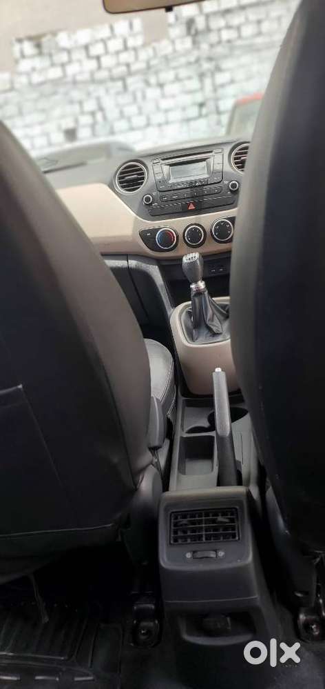 Hyundai Grand I10 Sportz, 2014, Petrol