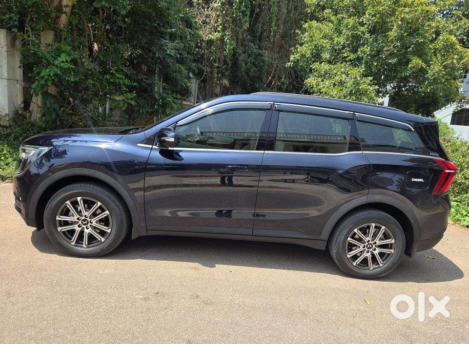 Mahindra Xuv700 2.2 Ax 7 Diesel Mt Luxury Pack Str, 2025, Diesel