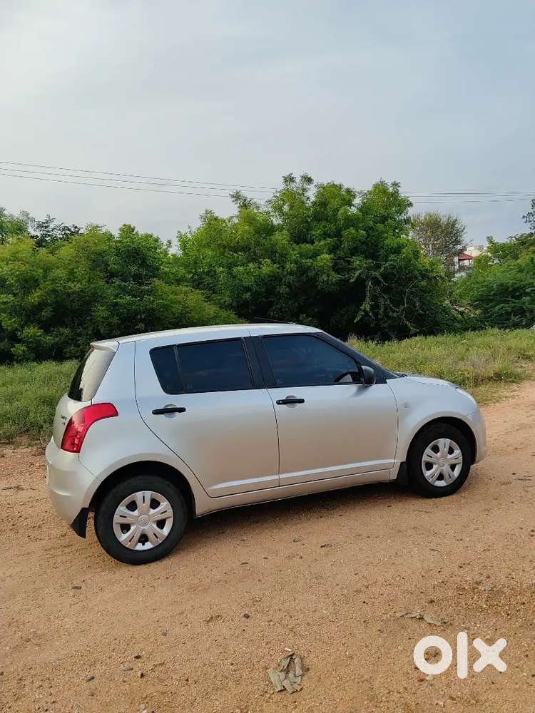 Maruti Suzuki Swift 2010