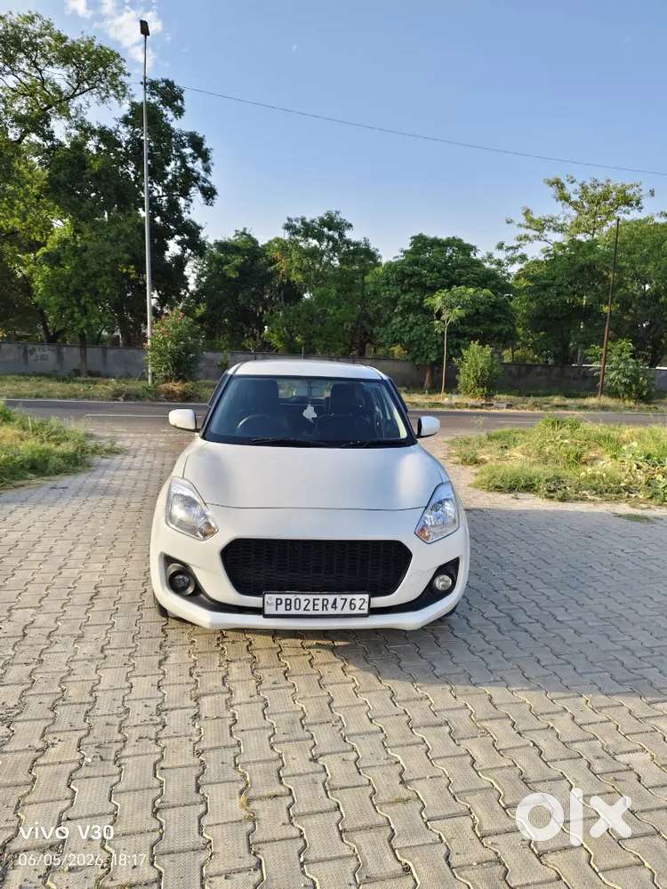 Maruti Suzuki Swift Vxi 2023 With Extra Alloywheels