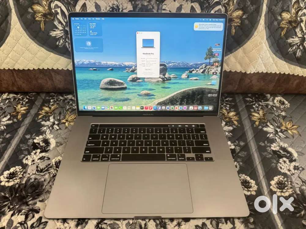 4tbssd 64gbram Macbook pro Core i9 16inch less used 4gb AMD graphics