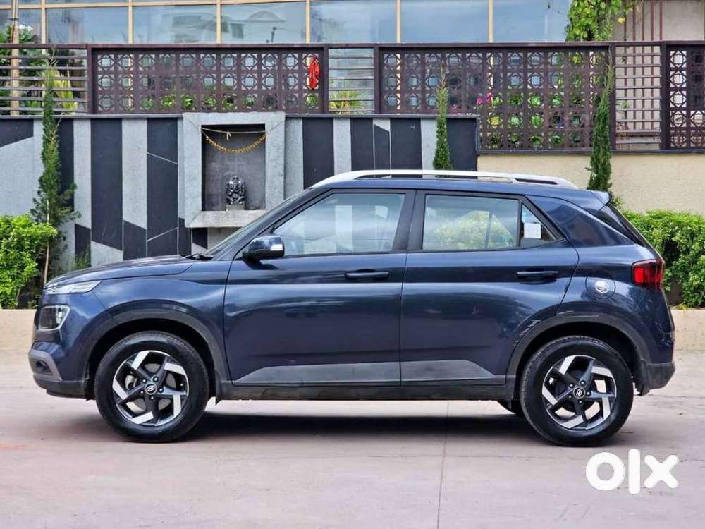 Hyundai Venue Sx Dual Tone Diesel, 2021, Diesel