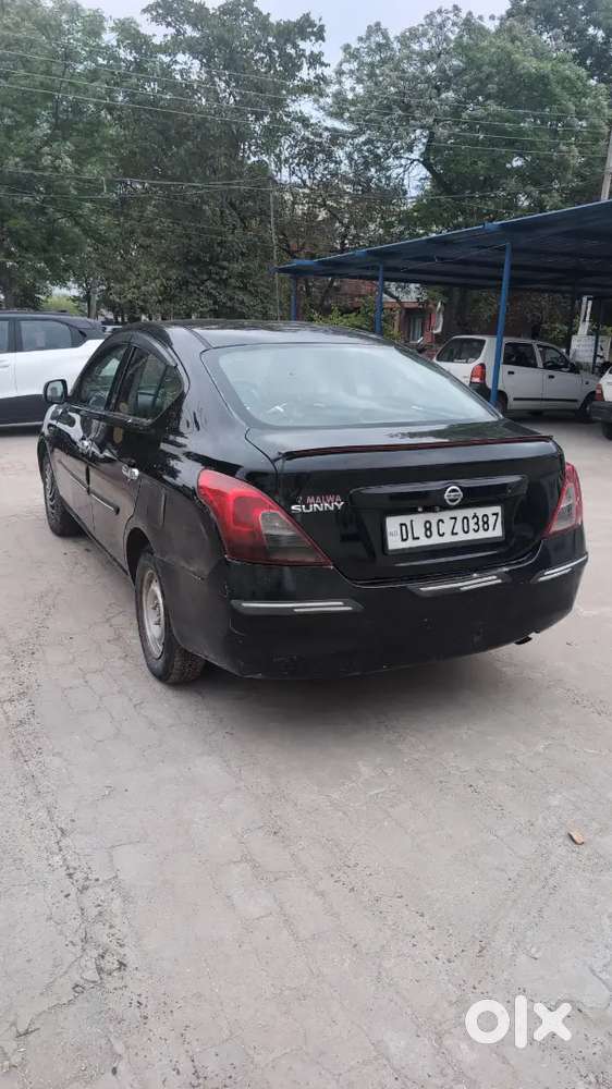 Nissan Sunny 2013 Petrol Good Condition