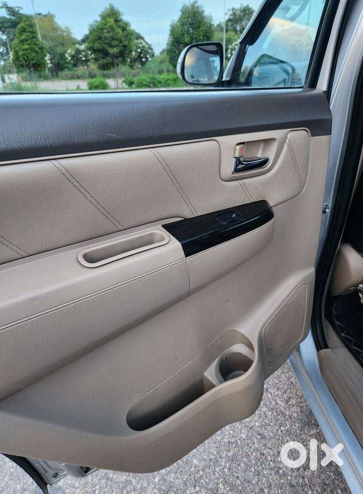 Toyota Fortuner 4x4 Mt, 2012, Diesel