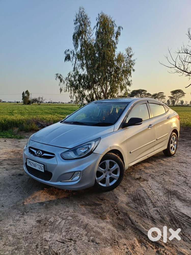 Hyundai Verna 2012 Diesel 75000 Km Driven
