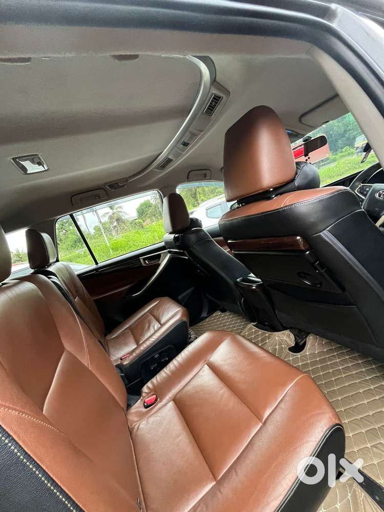 Toyota Innova Crysta 2.8 Zx At, 2016, Diesel