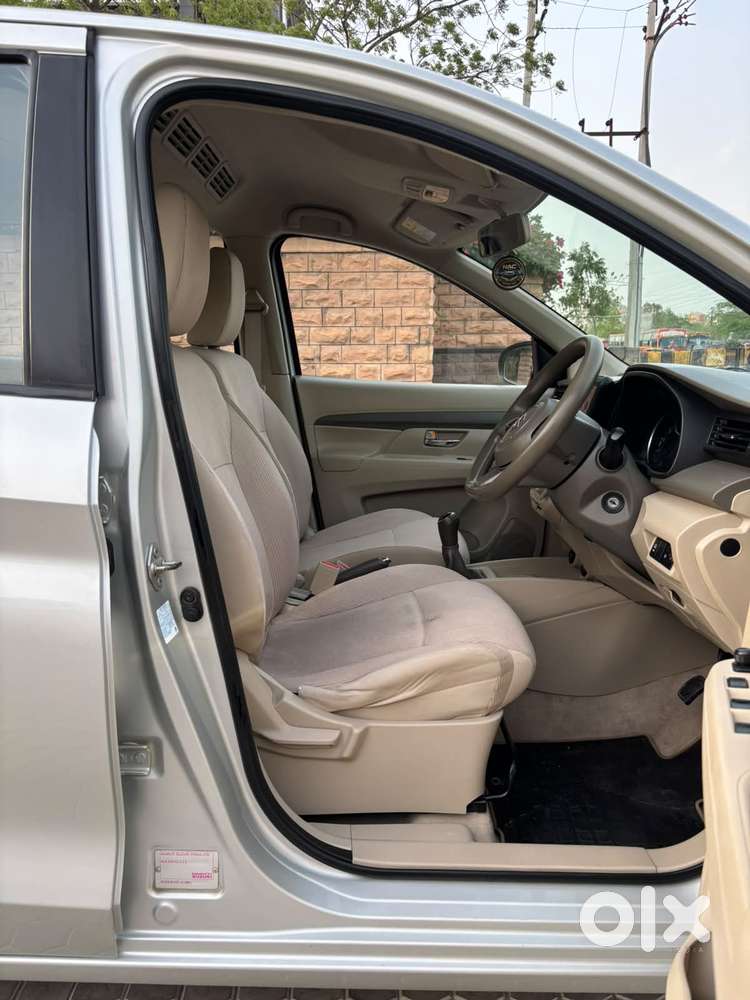 Maruti Suzuki Ertiga Vxi At Petrol, 2019, Petrol