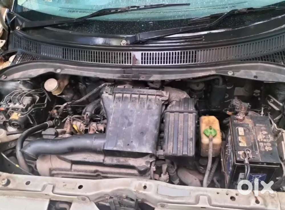 Toyota Qualis Gs 10 Seater, 2000, Diesel